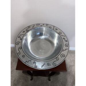Wilton Armetale Large 13” Serving Bowl With Design Pewter Pizzazz pattern